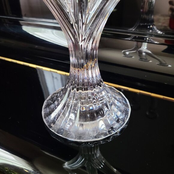 Mikasa crystal candleholder with 3 branches. - Picture 2 of 4